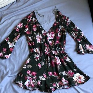 🌸Floral Print Romper🌸